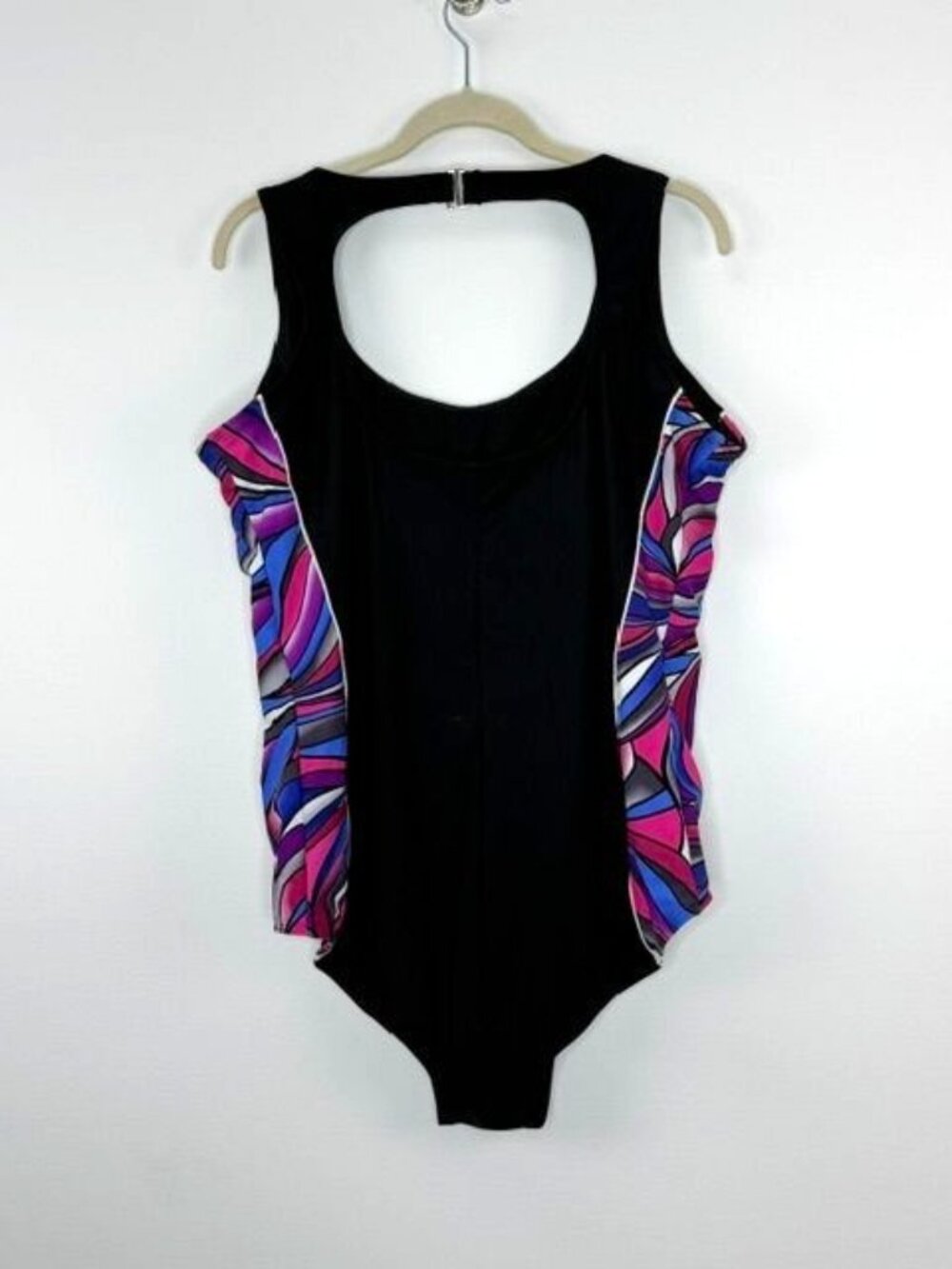 Catalina Black/Multi Color Racerback One Piece Swimsuit Padded Shelf Bra Size 3X - Picture 5 of 7